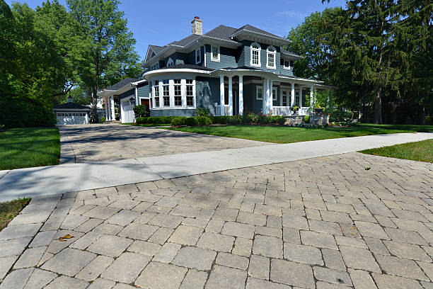 Best Local Driveway Pavers  in Bellwood, PA